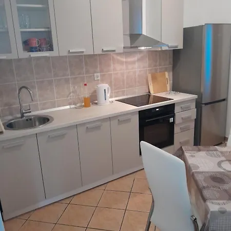 公寓 Apartments Viganj 维甘
