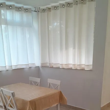 Apartments Viganj アパート *